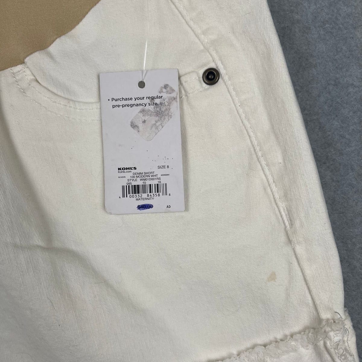 A Glow Maternity White Jeans Shorts Size 8