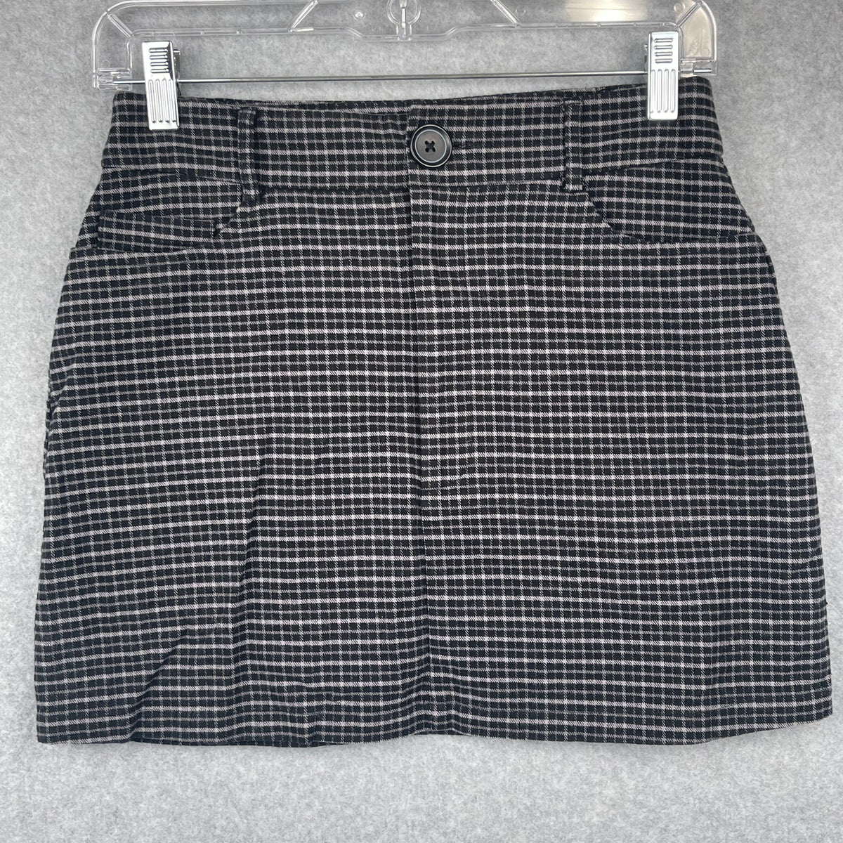 Forever21 Checkered Mini Skirt Size Medium